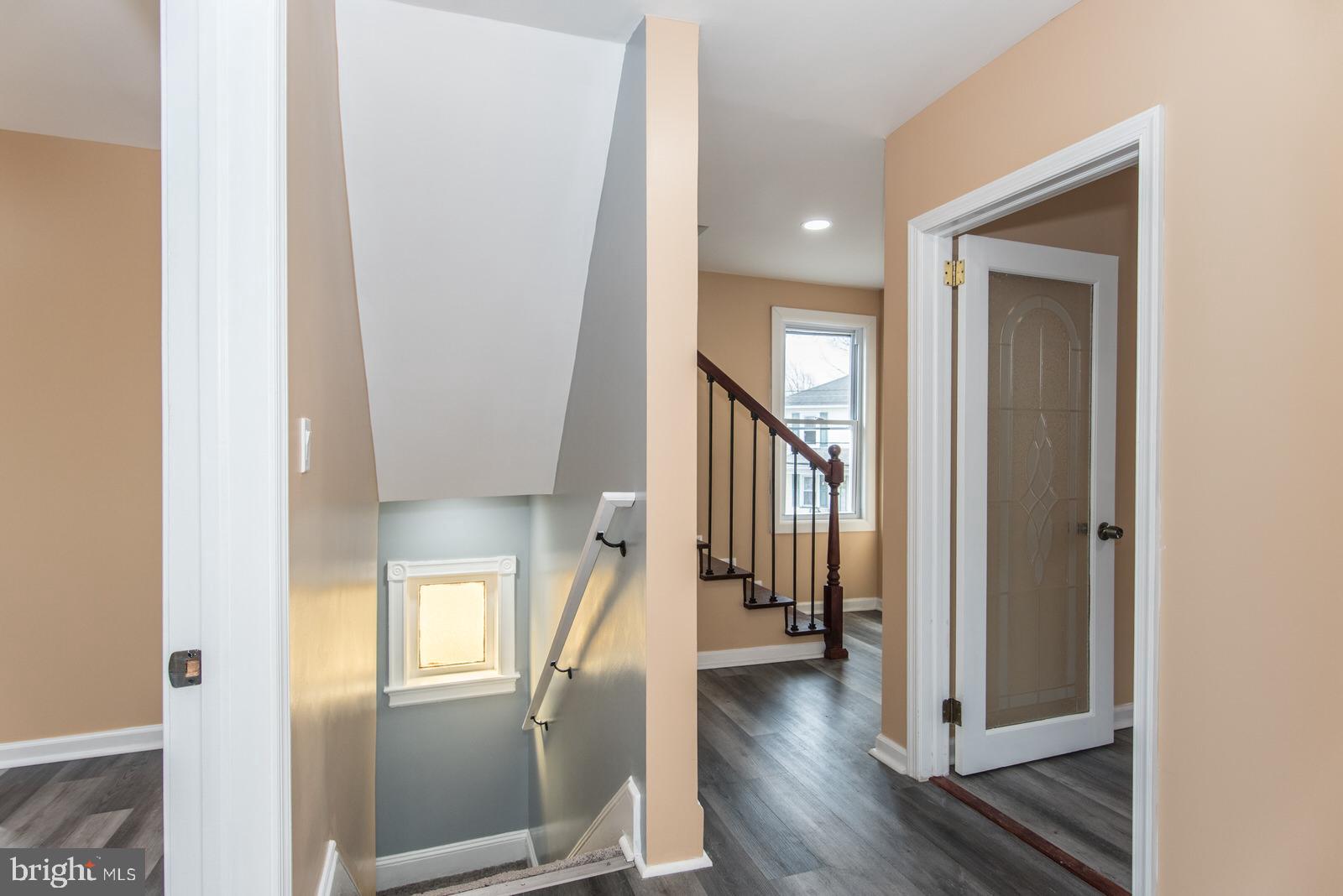 EDGELY - Residential