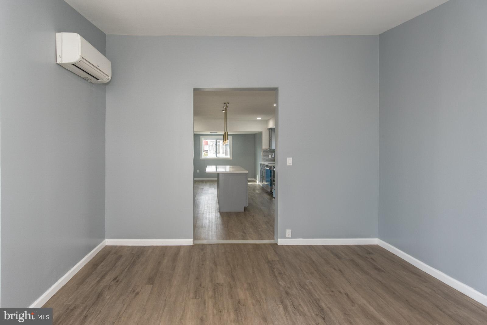 EDGELY - Residential