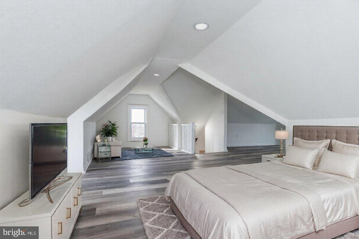 EDGELY - Residential