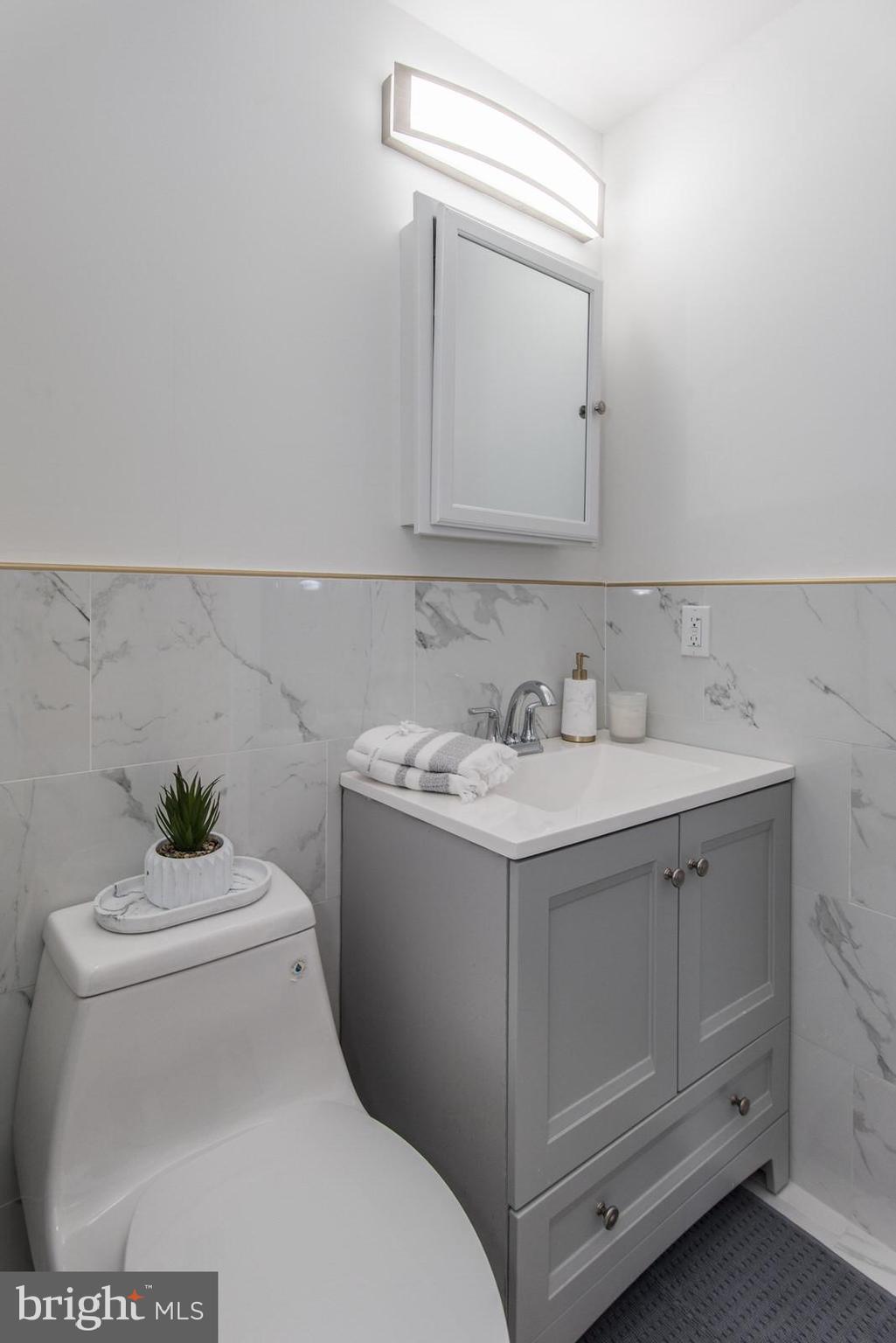 EDGELY - Residential