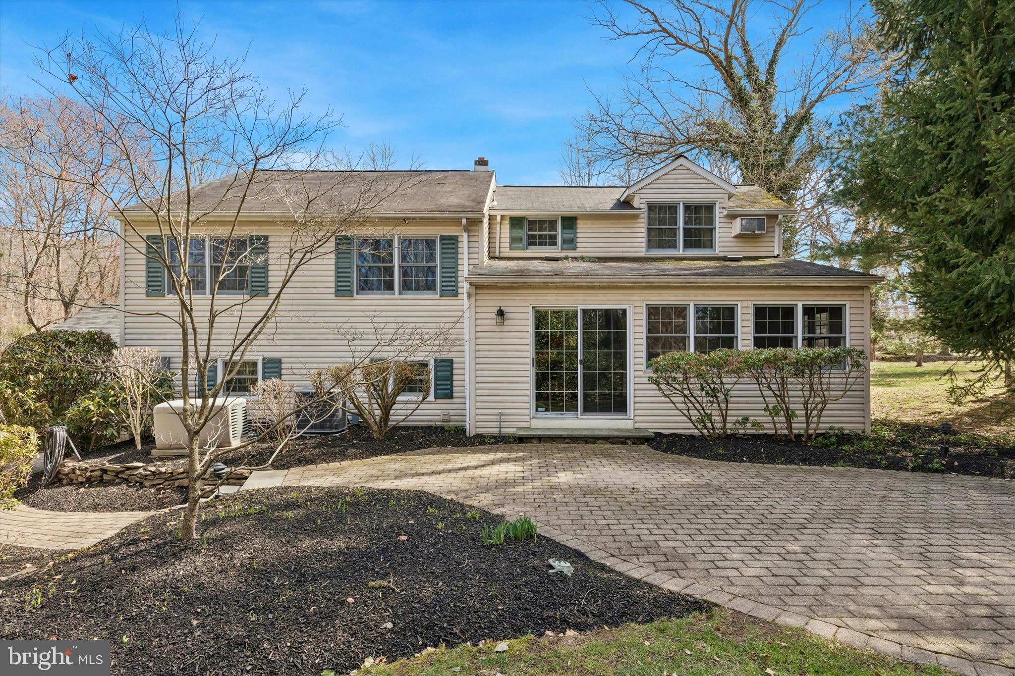 WOODS OF PEBBLE HI - Residential