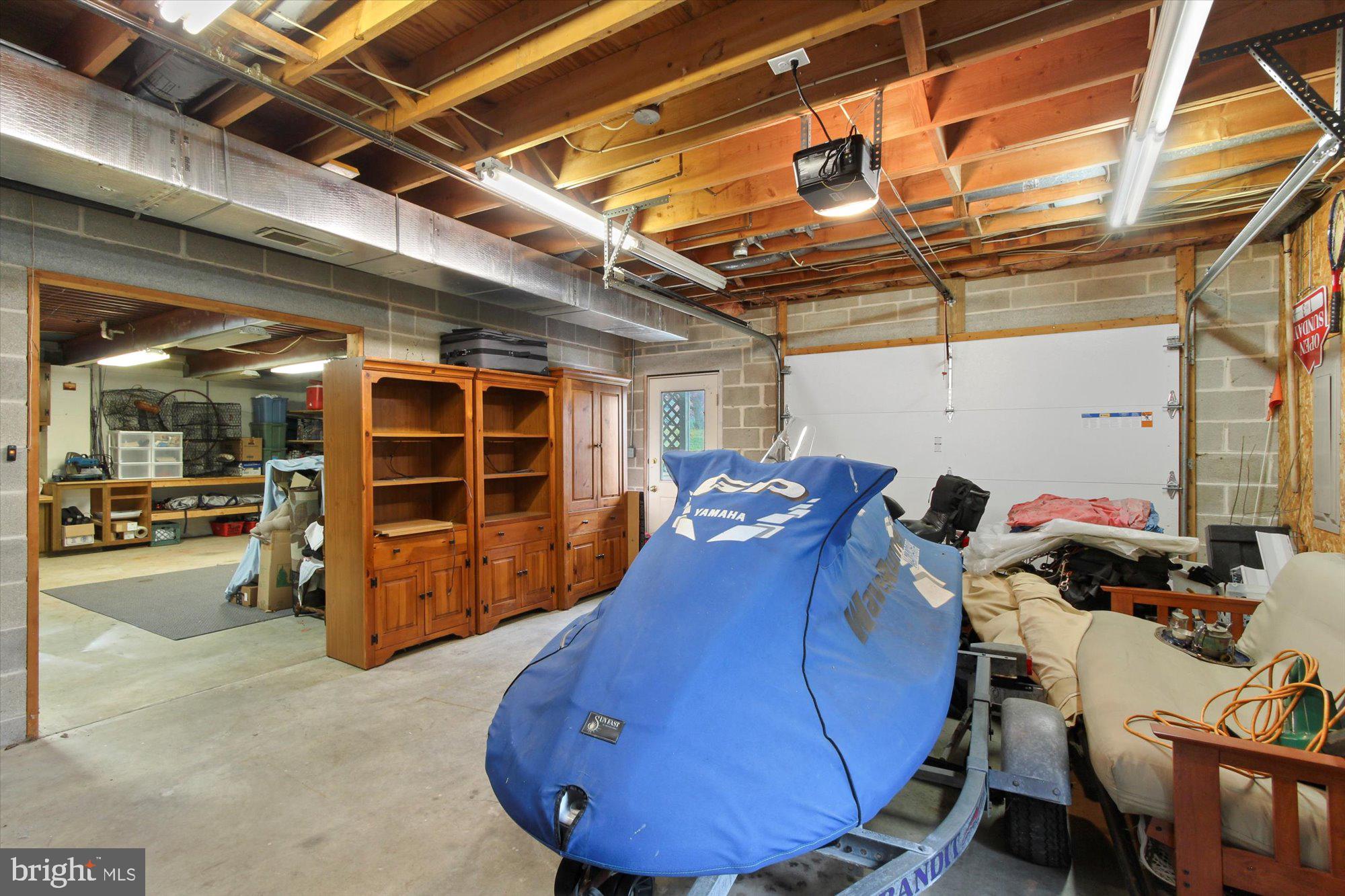 KENDALE HEIGHTS - Residential