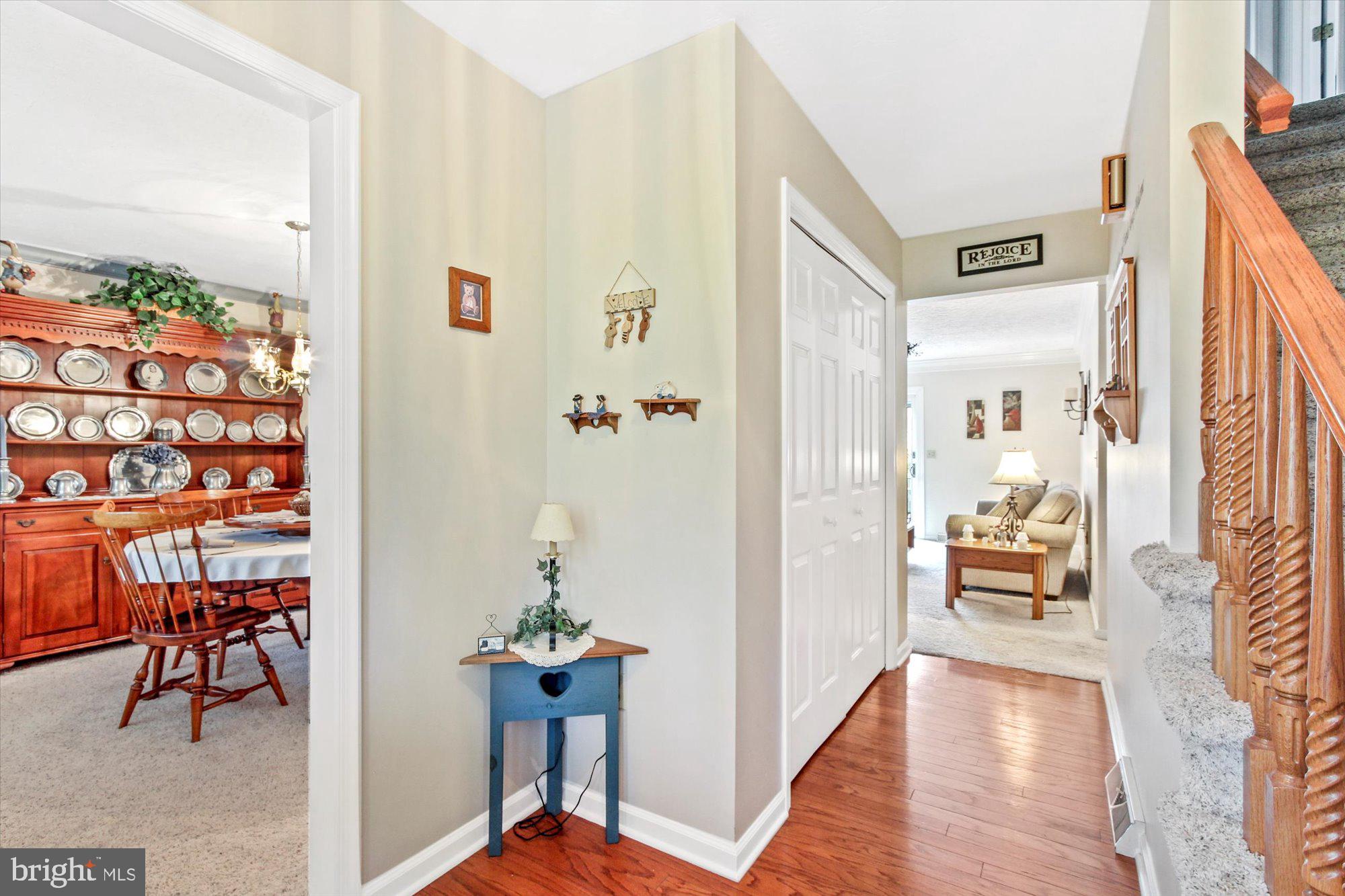 KENDALE HEIGHTS - Residential