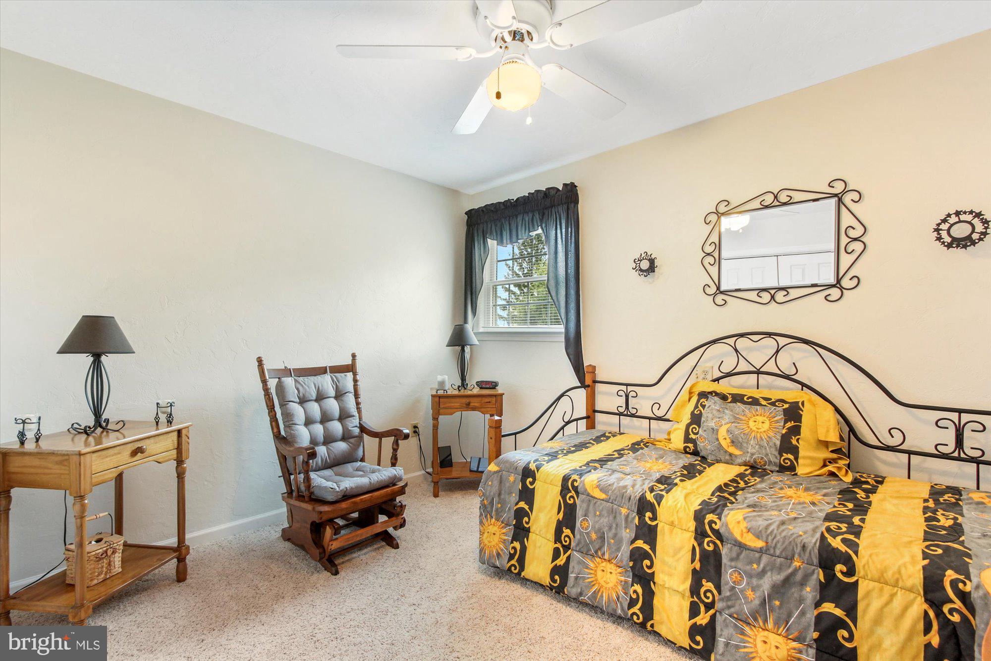 KENDALE HEIGHTS - Residential