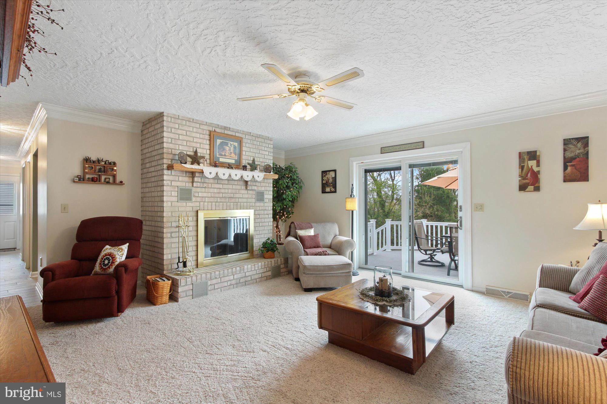 KENDALE HEIGHTS - Residential