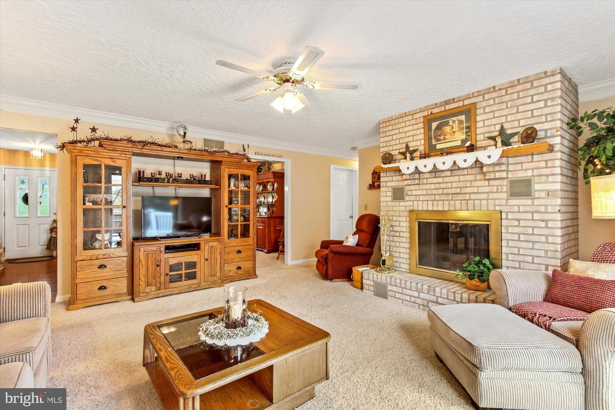 KENDALE HEIGHTS - Residential