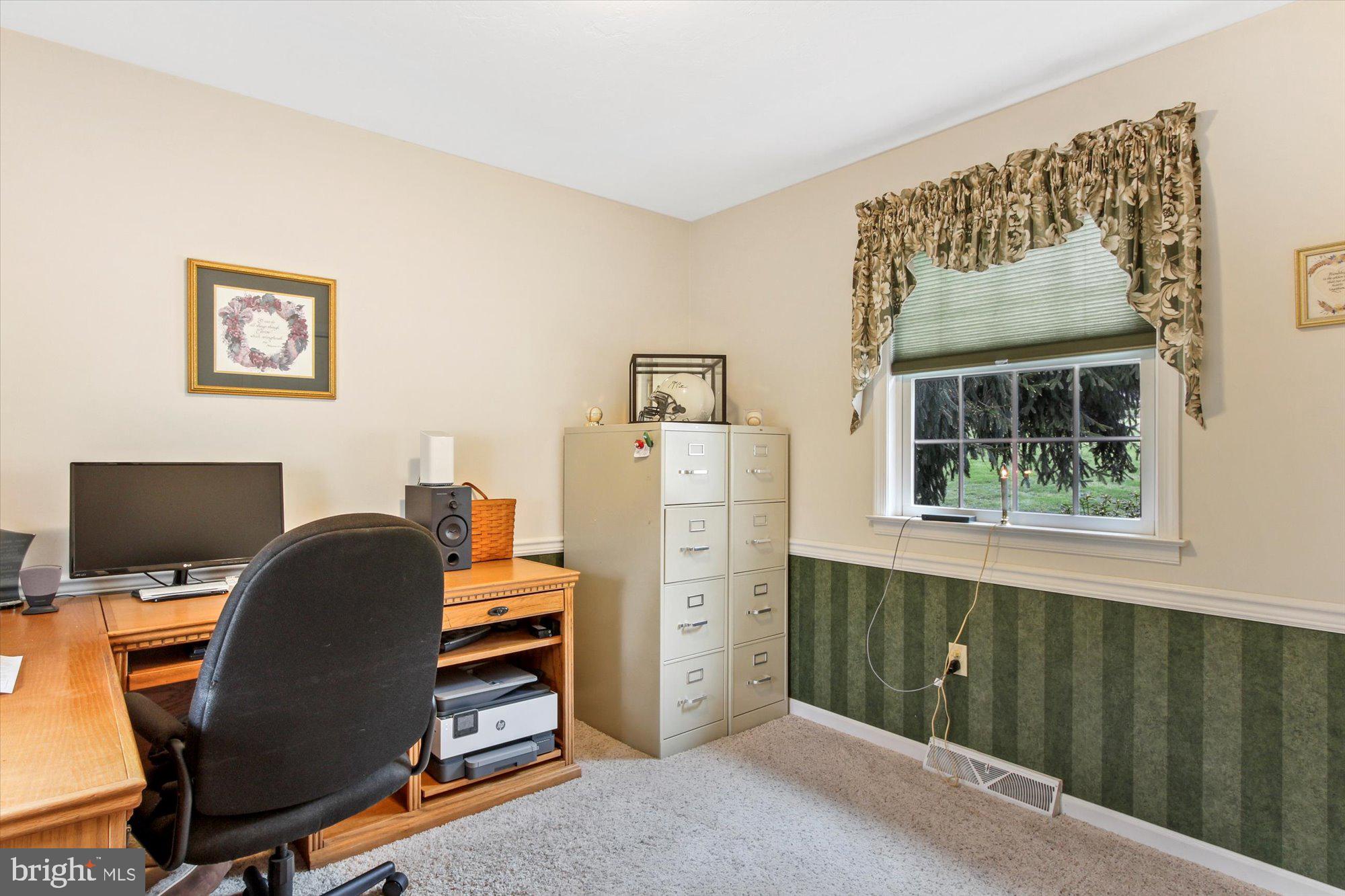 KENDALE HEIGHTS - Residential