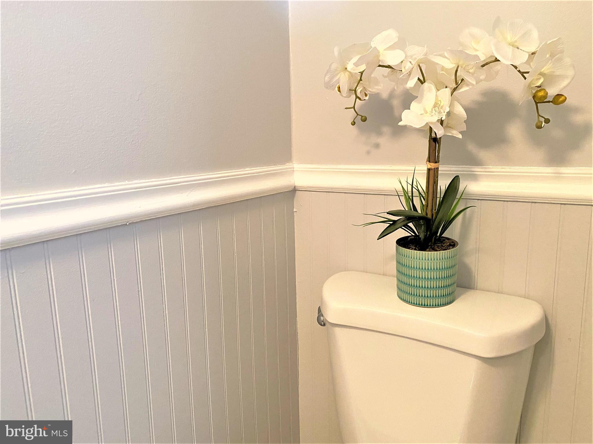 VILLAGE GATE - Residential