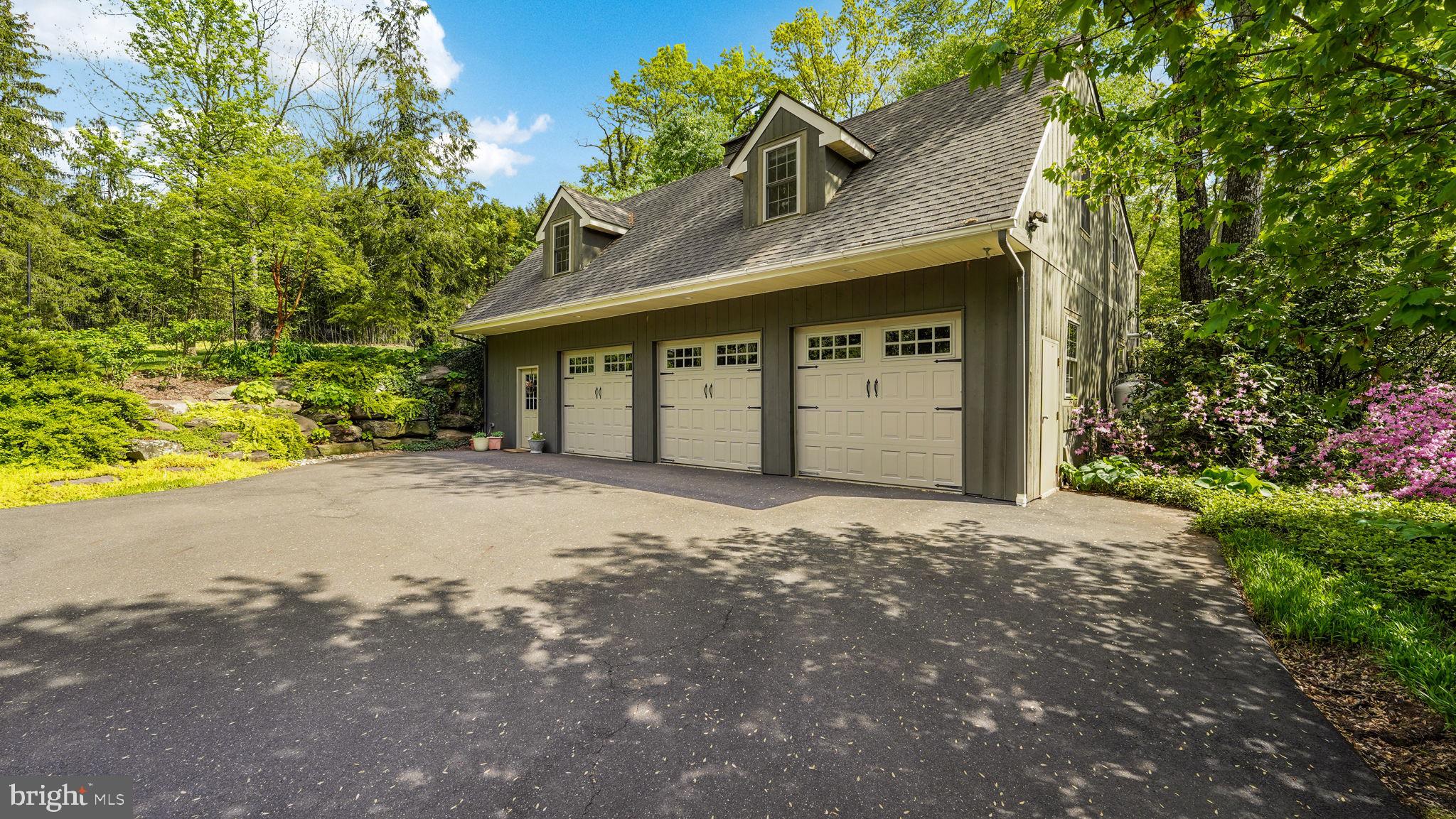46 VALLEY ROAD