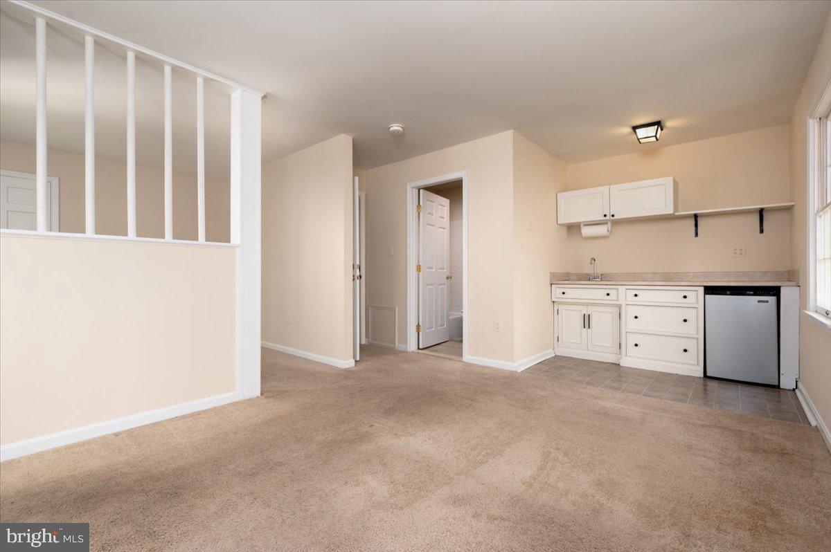 HARBOR HILLS - Residential