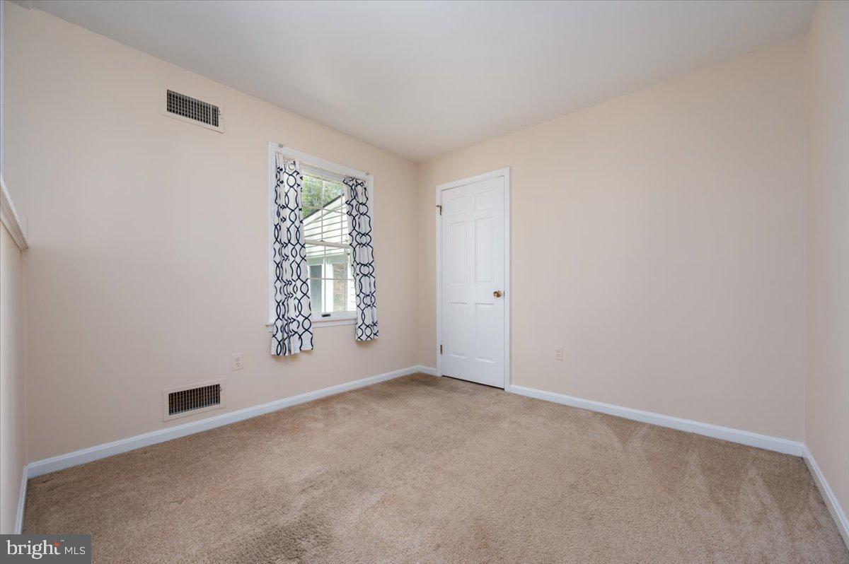 HARBOR HILLS - Residential