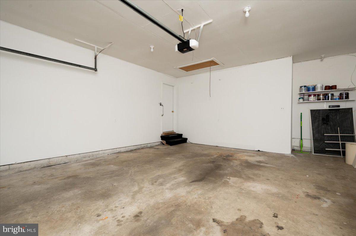 HARBOR HILLS - Residential