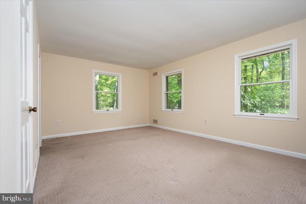 HARBOR HILLS - Residential