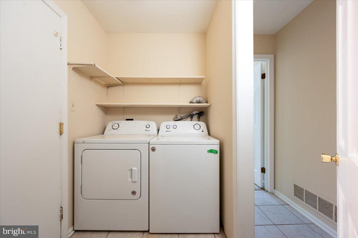 HARBOR HILLS - Residential