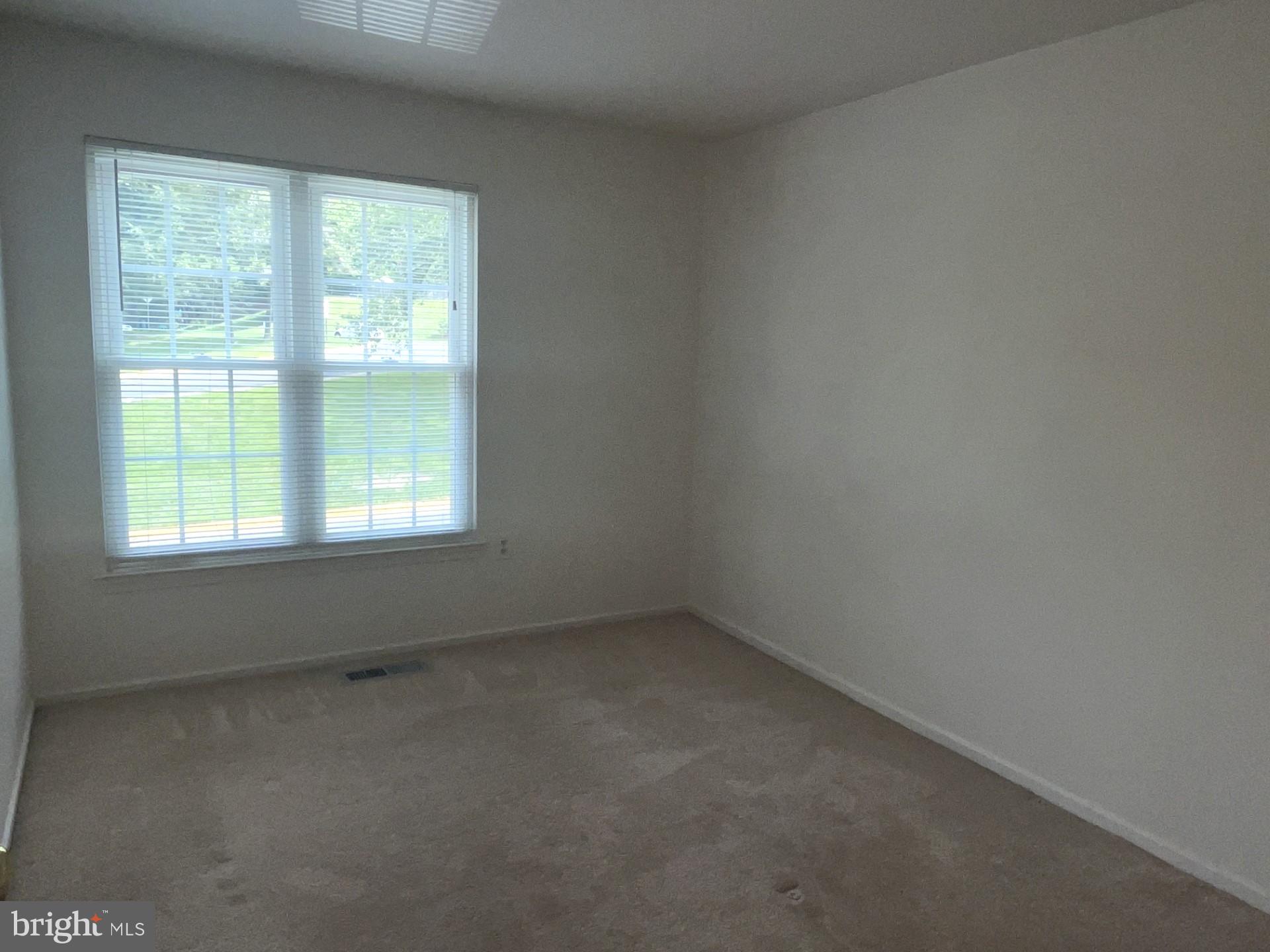 BURKE CENTRE CONSERVANCY - Residential Lease