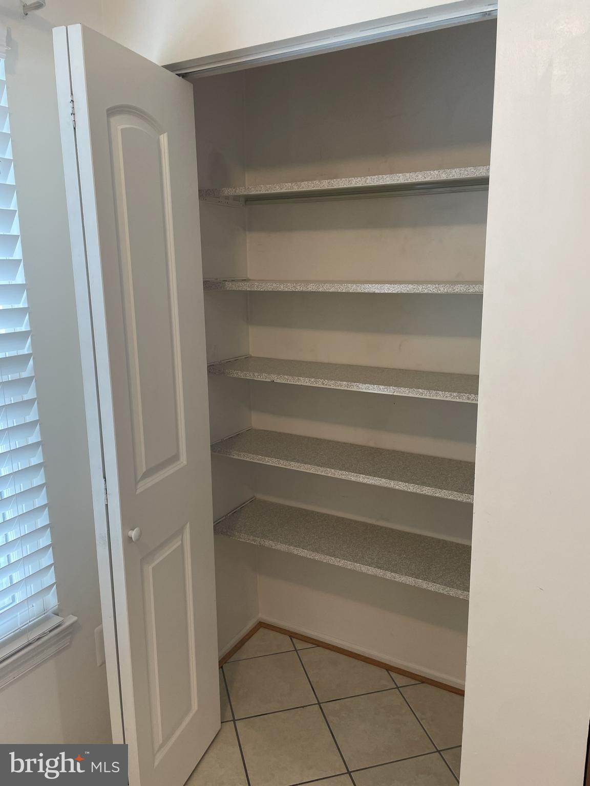 BURKE CENTRE CONSERVANCY - Residential Lease