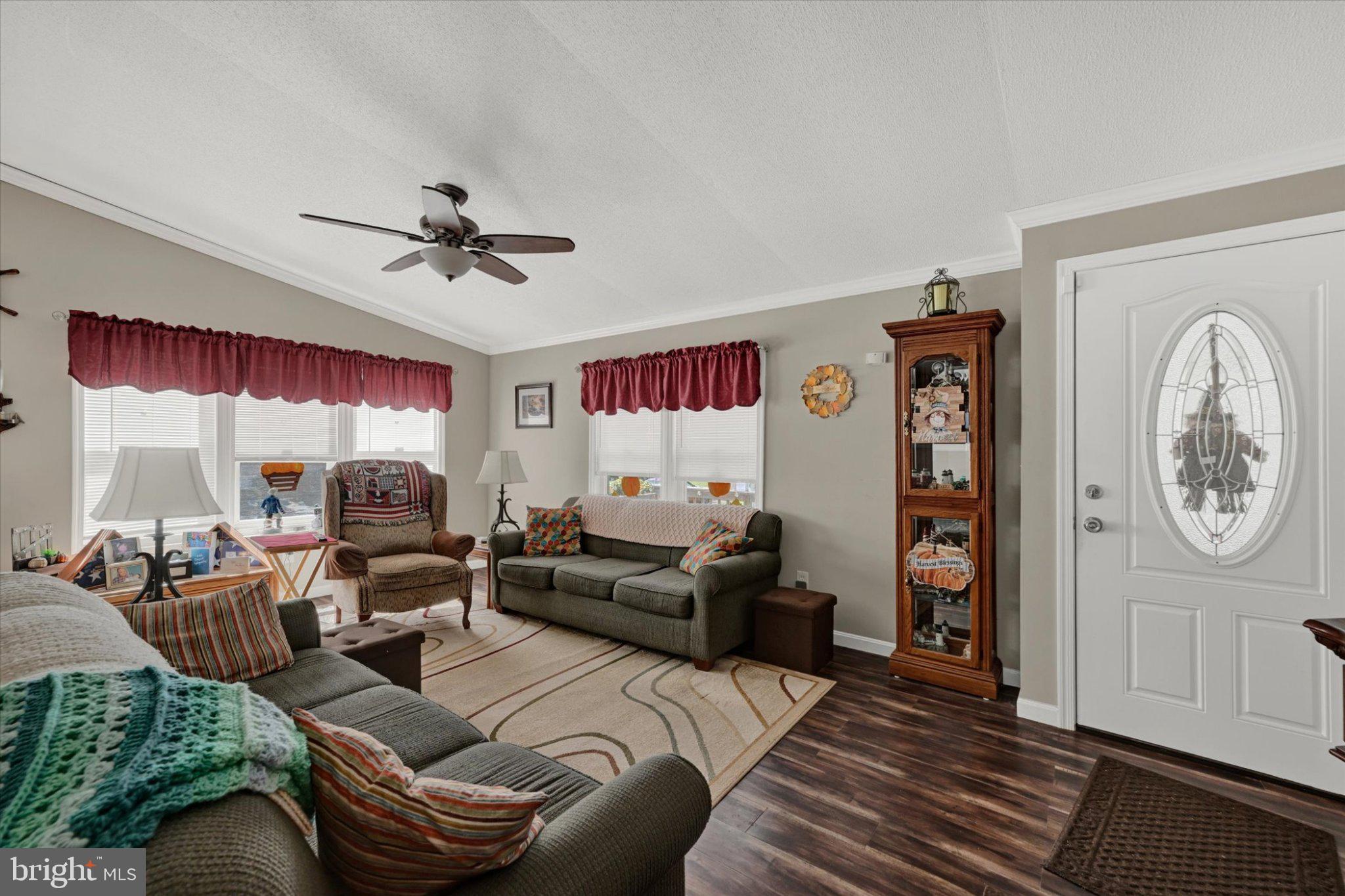 135 RODEO CIRCLE
