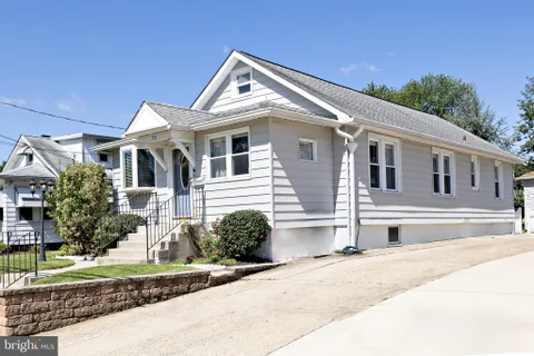MLS: NJCD2125576