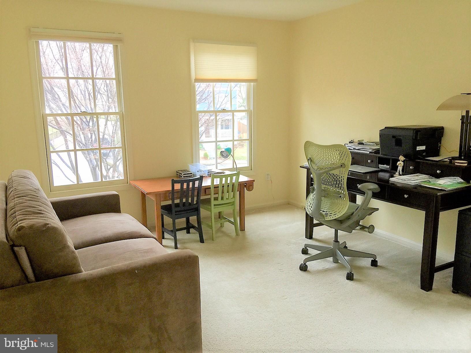 LYON PARK - Residential Lease