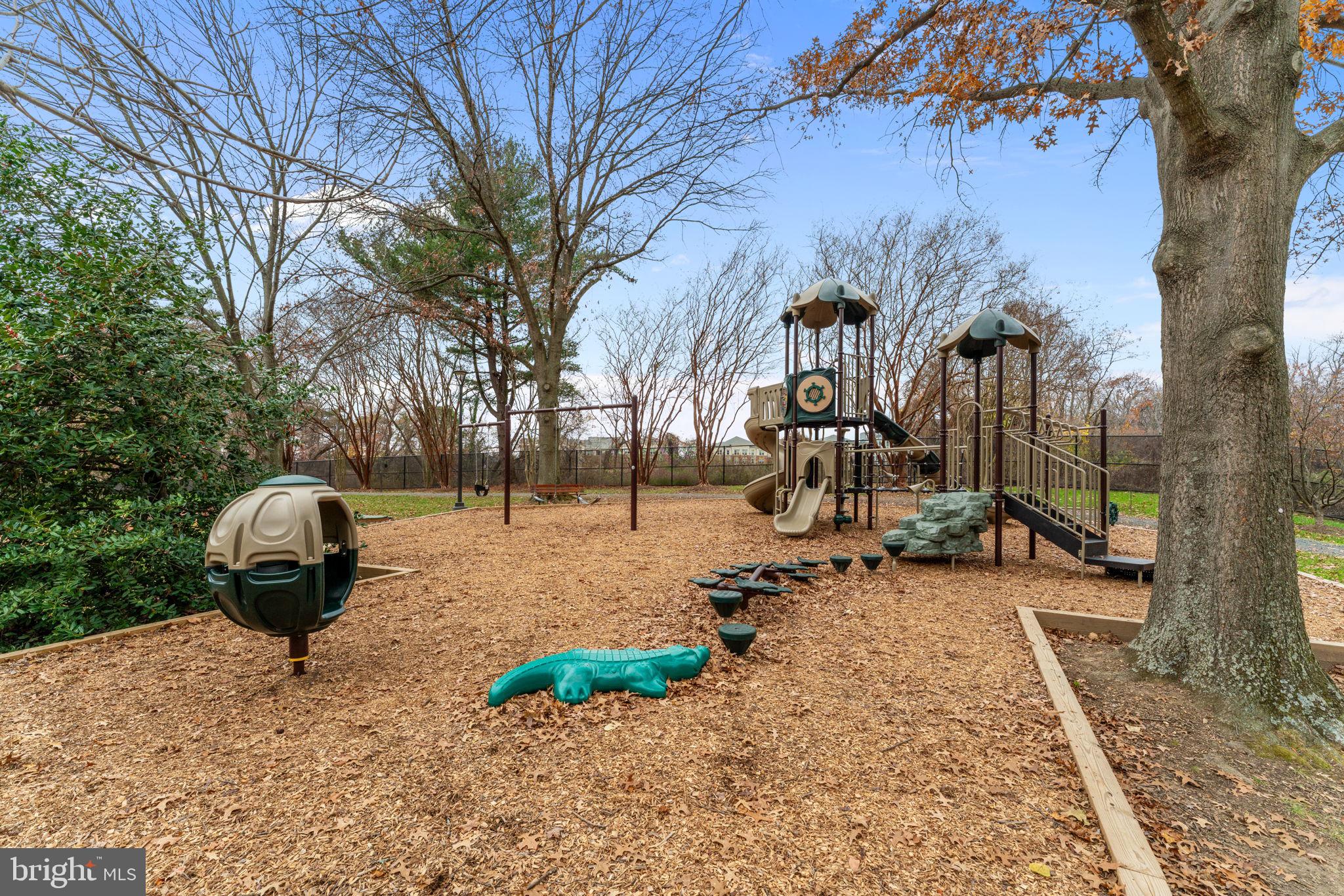 MONTEBELLO CONDO - Residential