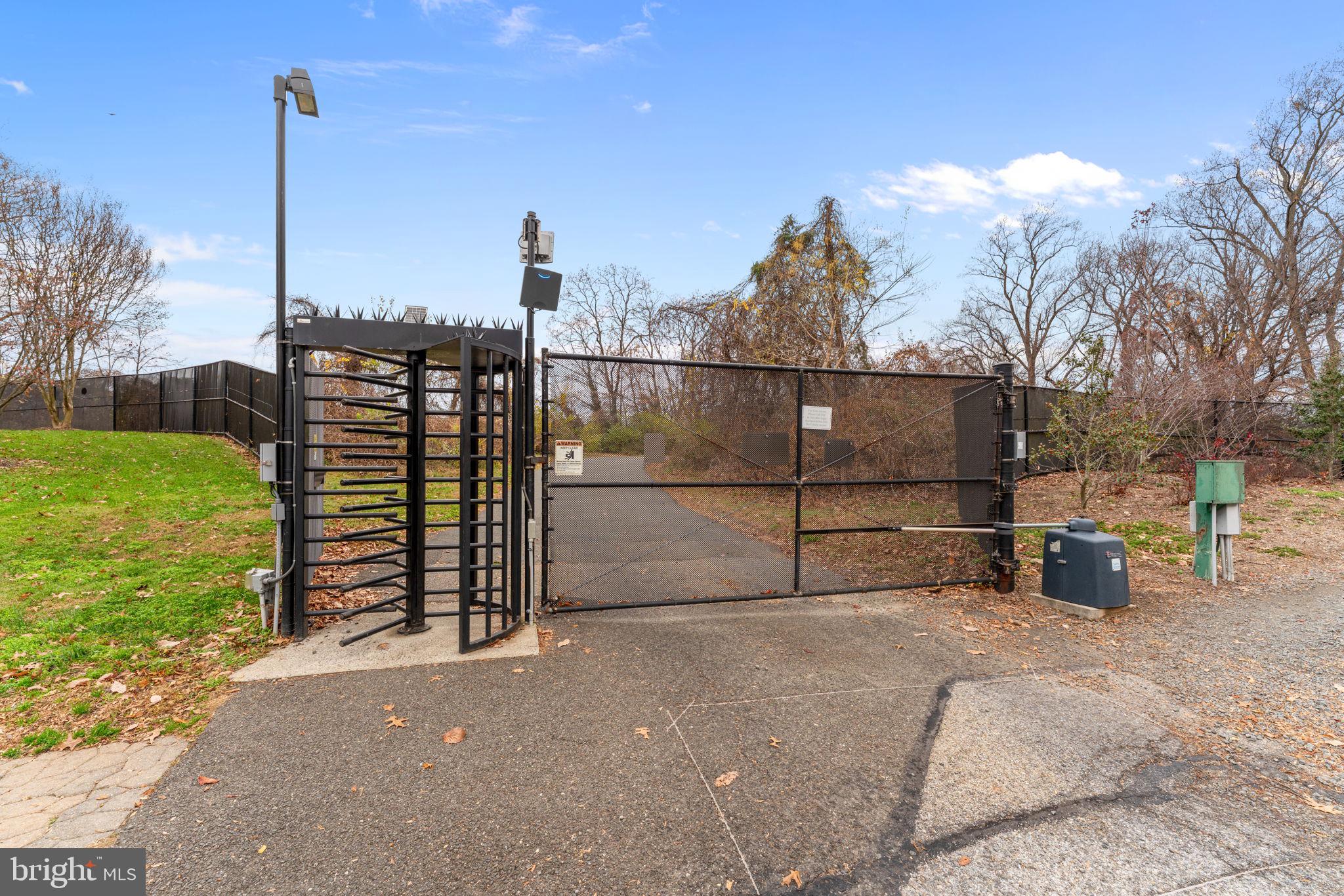 MONTEBELLO CONDO - Residential