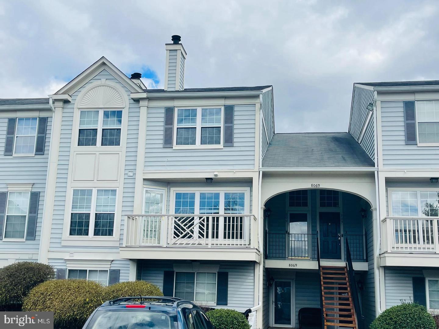 8069 STONEWALL BRIGADE COURT 201