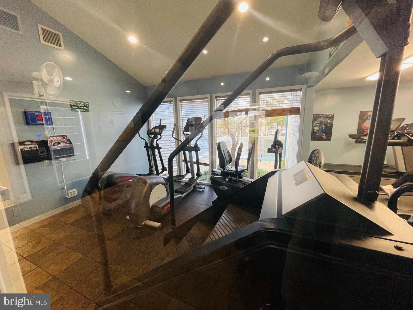 BULL RUN CONDO - Residential Lease