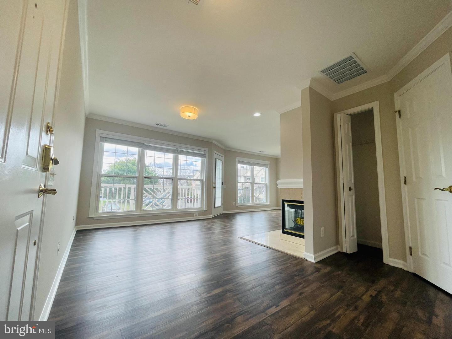 8069 STONEWALL BRIGADE COURT 201