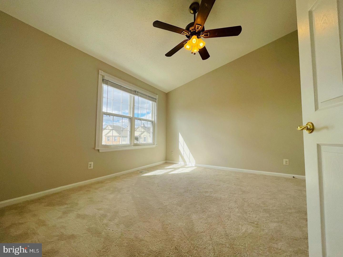 BULL RUN CONDO - Residential Lease