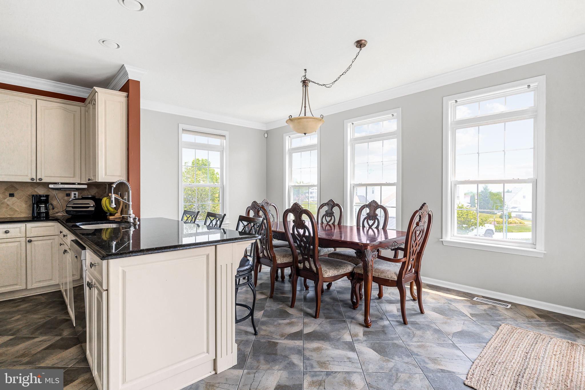 LOCUST HILL - Residential