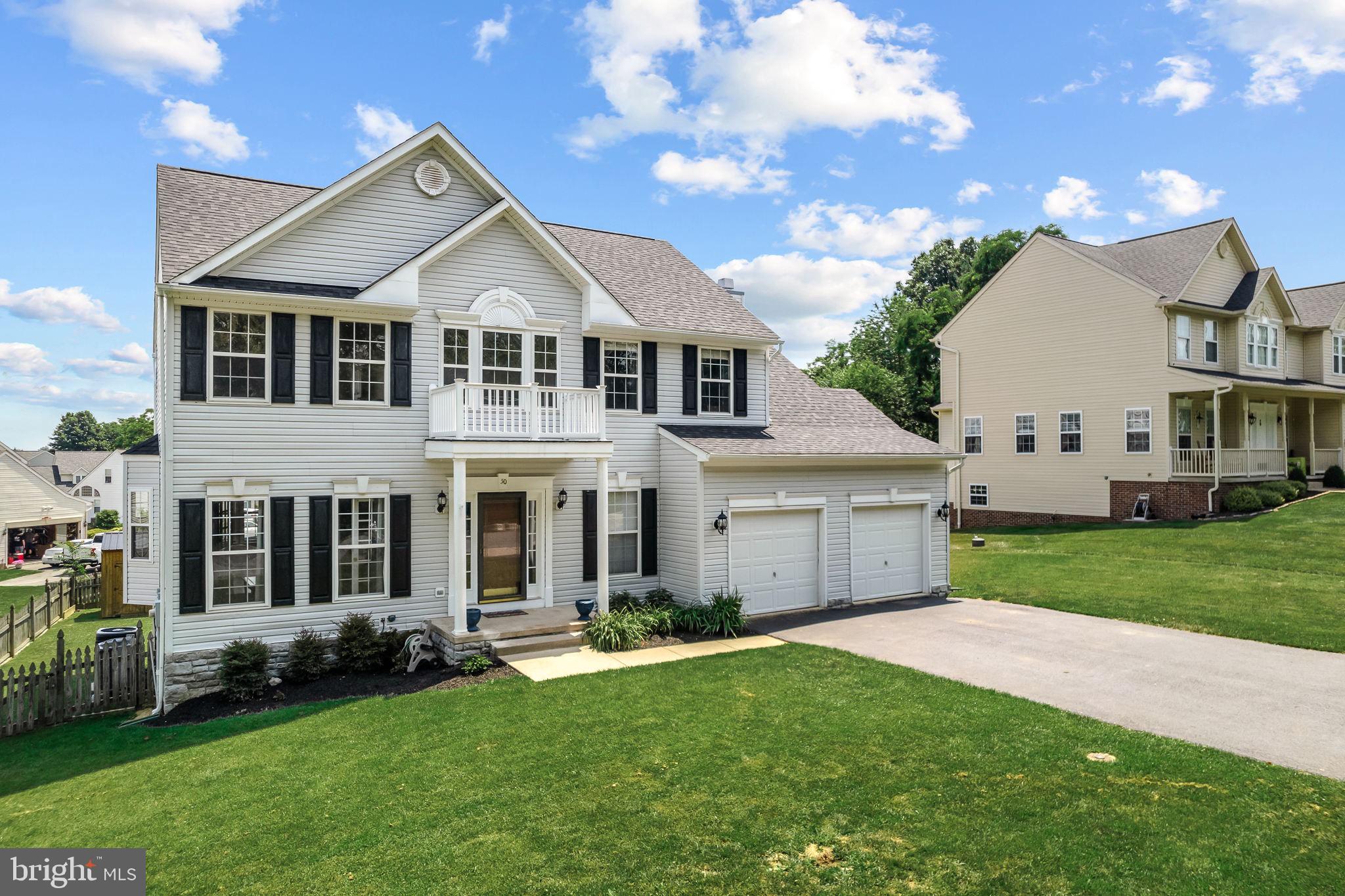 LOCUST HILL - Residential