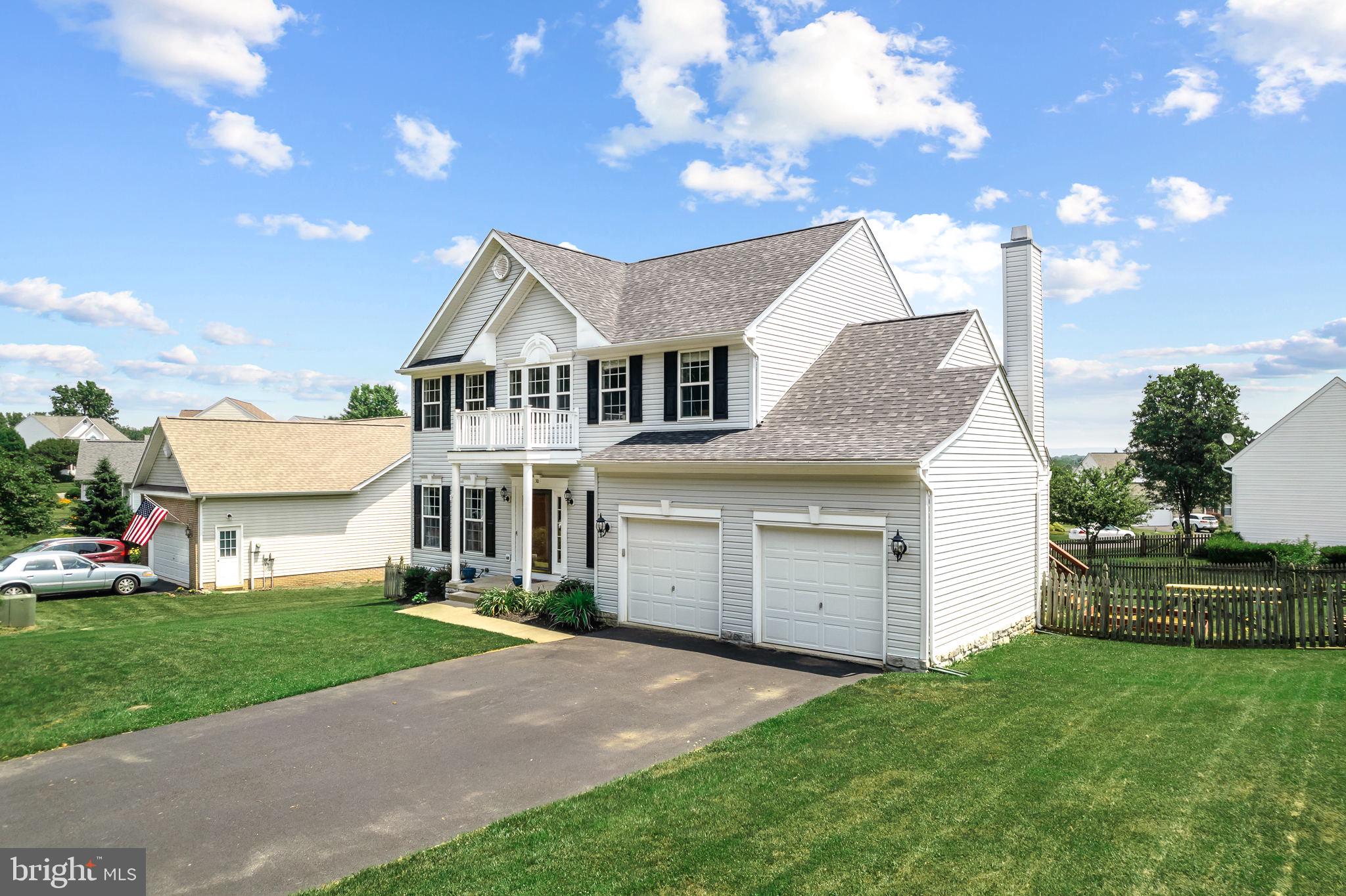 LOCUST HILL - Residential