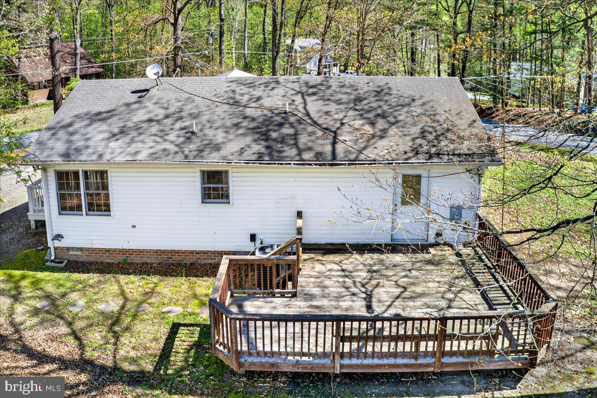 LAKE CAROLINE - Residential