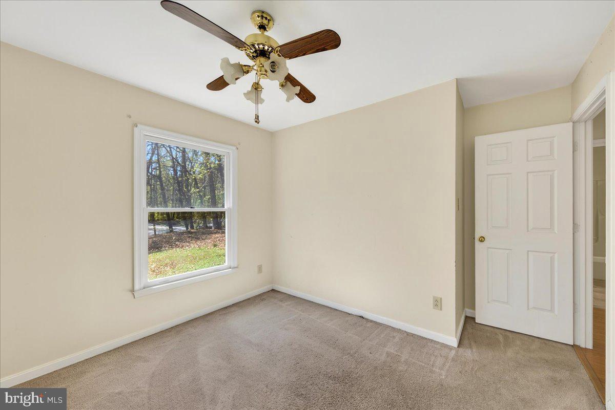 LAKE CAROLINE - Residential