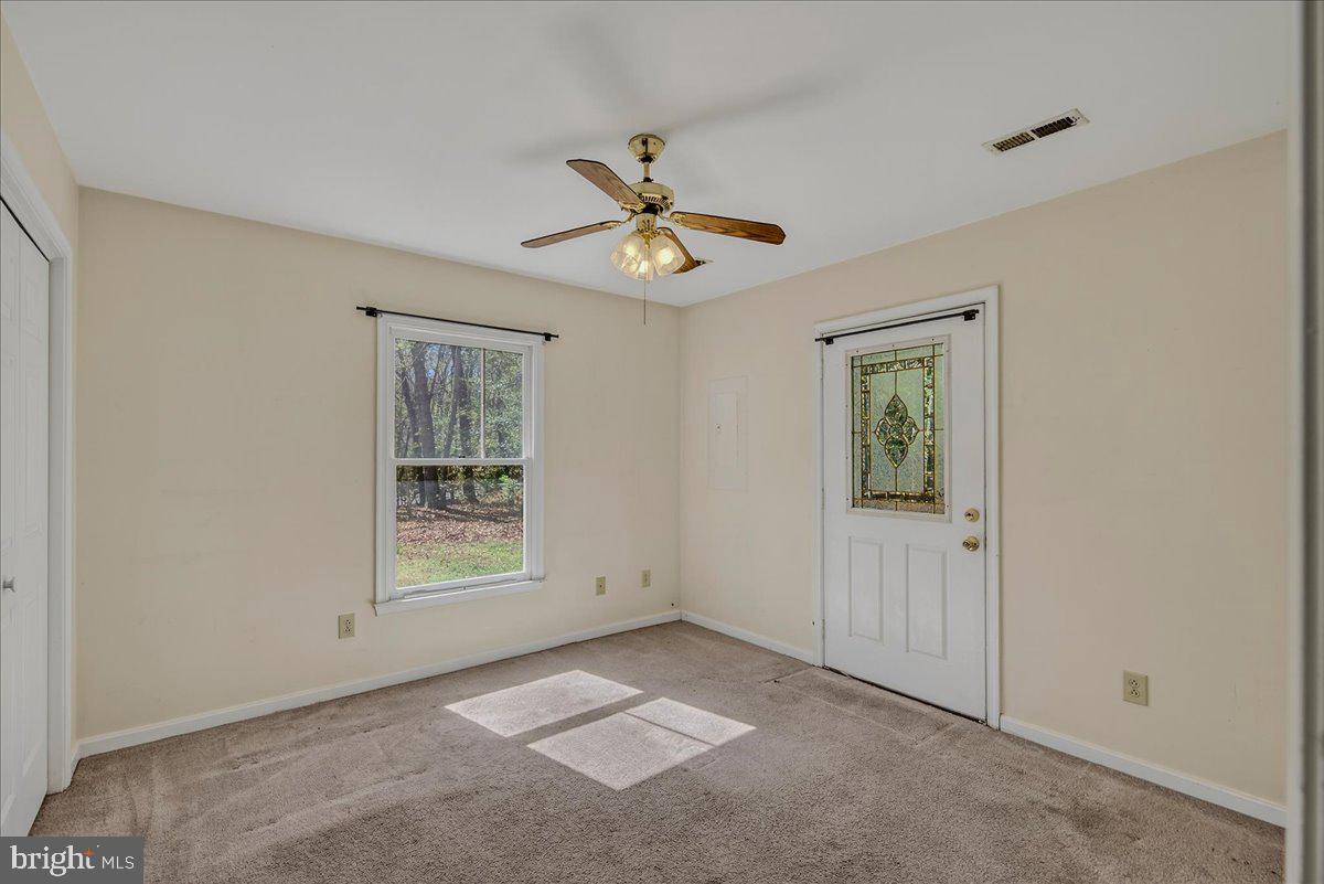 LAKE CAROLINE - Residential