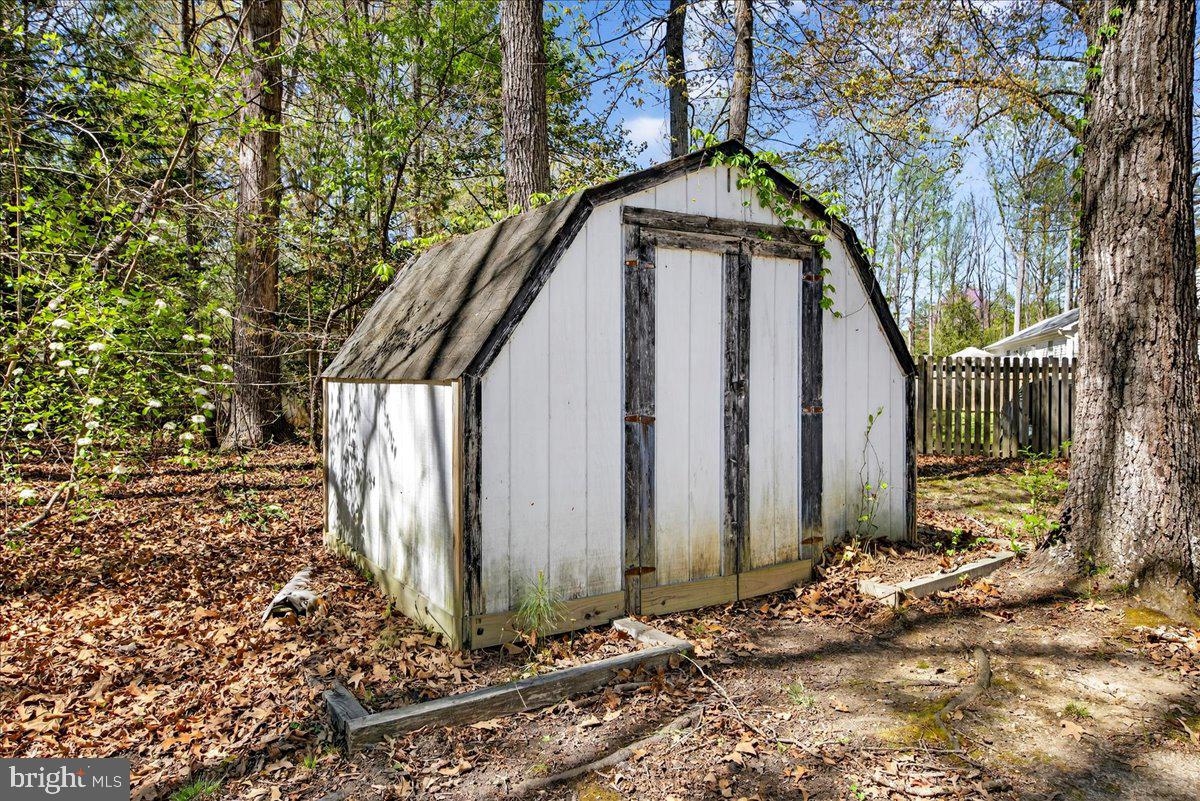 LAKE CAROLINE - Residential