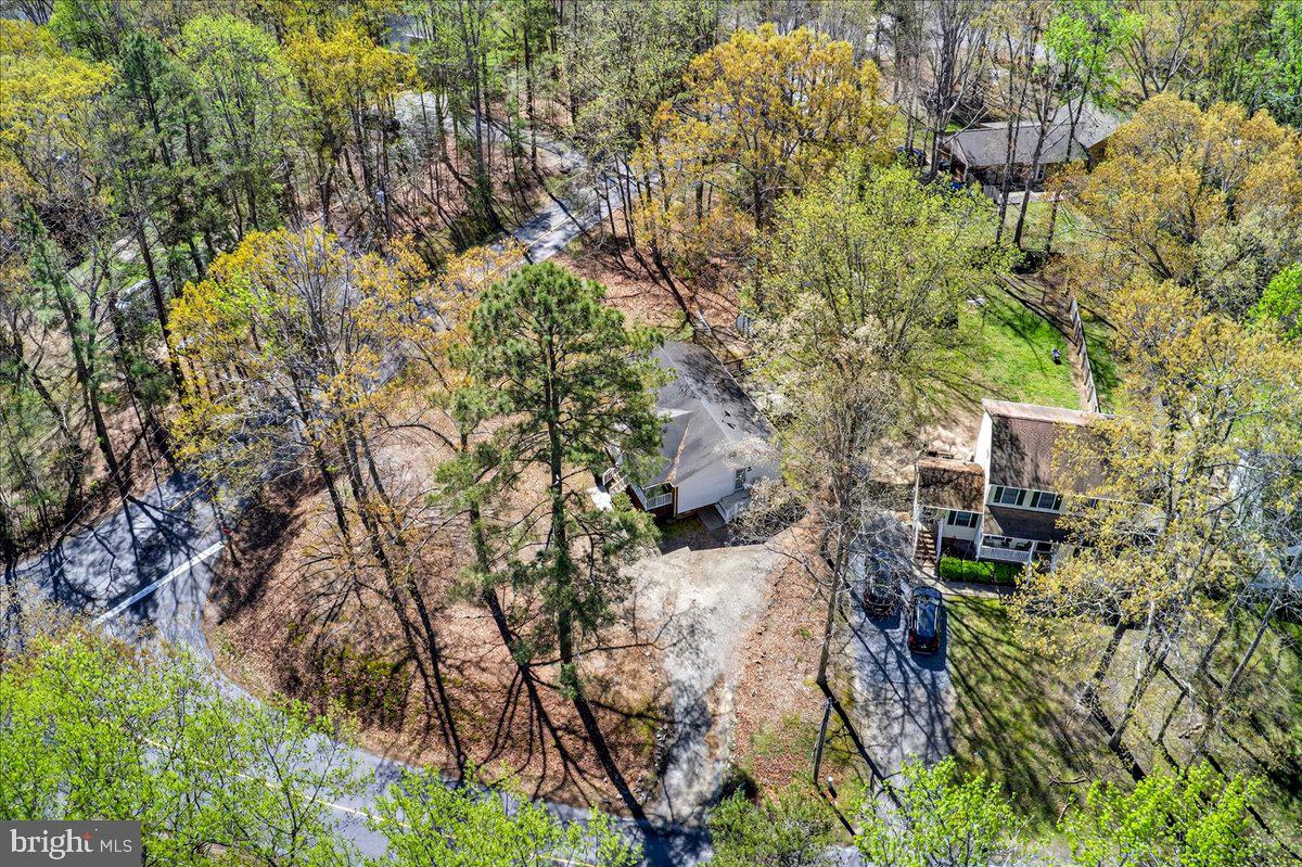 LAKE CAROLINE - Residential