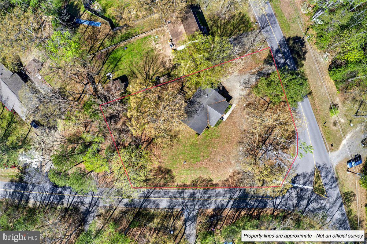 LAKE CAROLINE - Residential