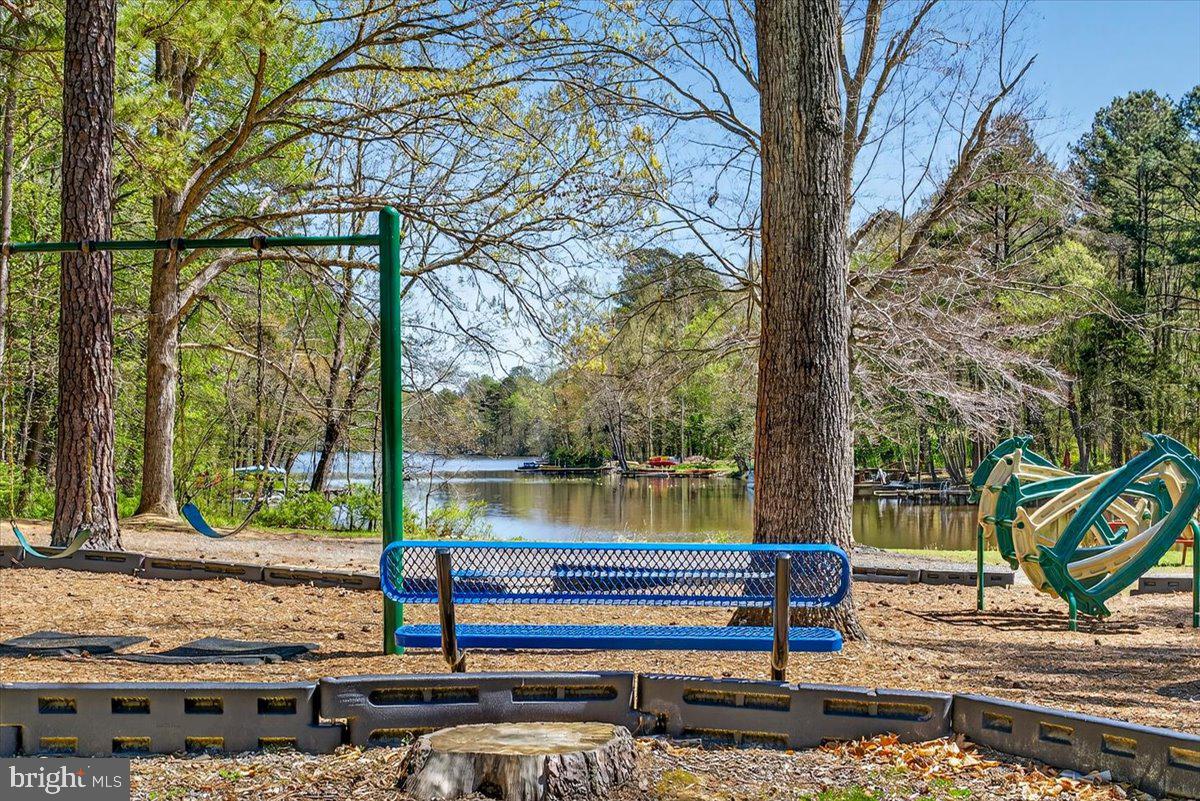 LAKE CAROLINE - Residential