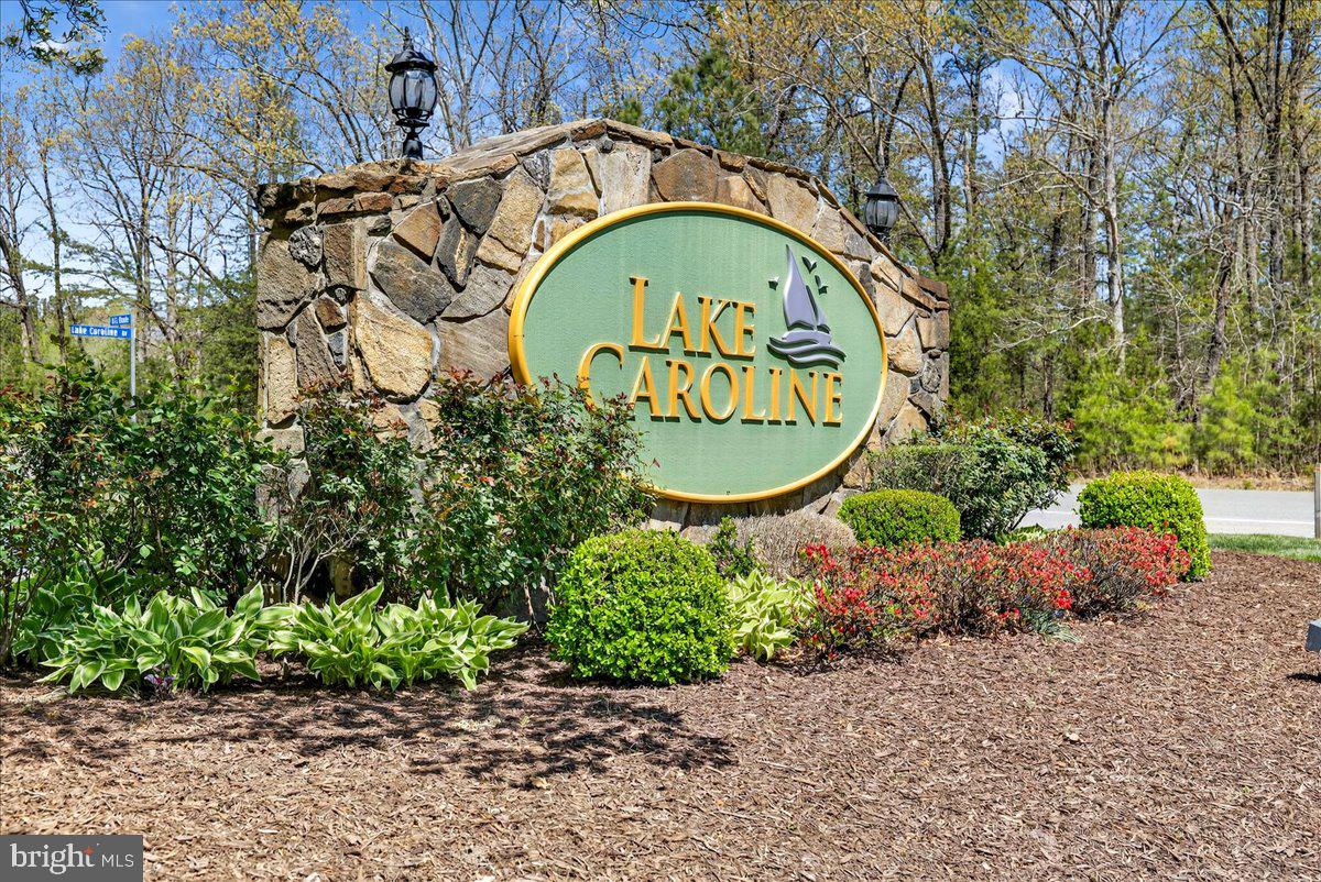 LAKE CAROLINE - Residential