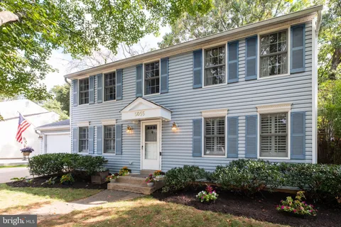5055 Kenerson Drive, Fairfax, VA MLS: VAFX2278122