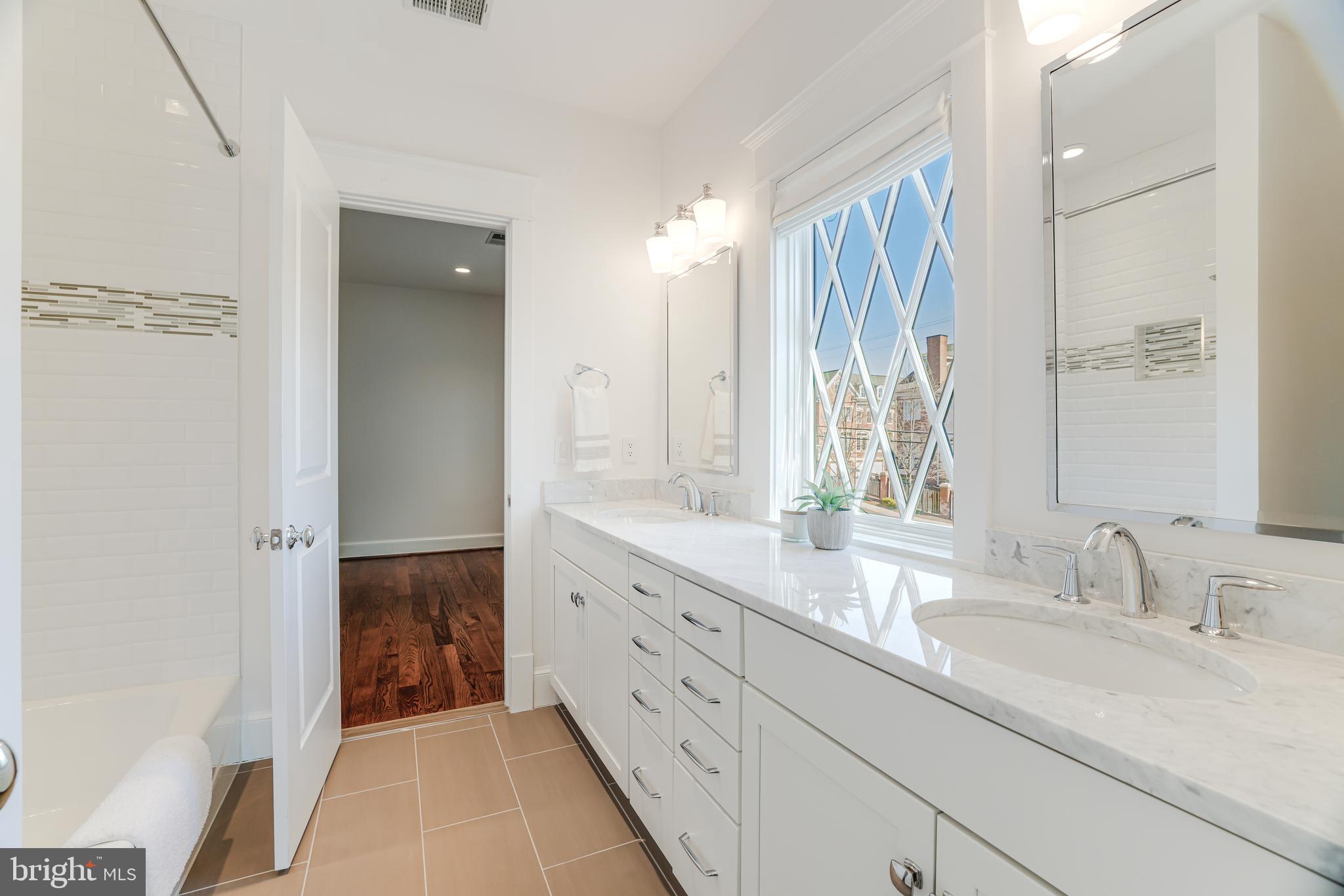 PARC OF MCLEAN - Residential