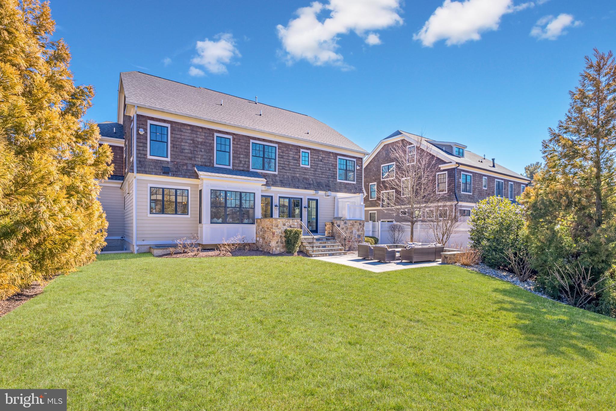 PARC OF MCLEAN - Residential