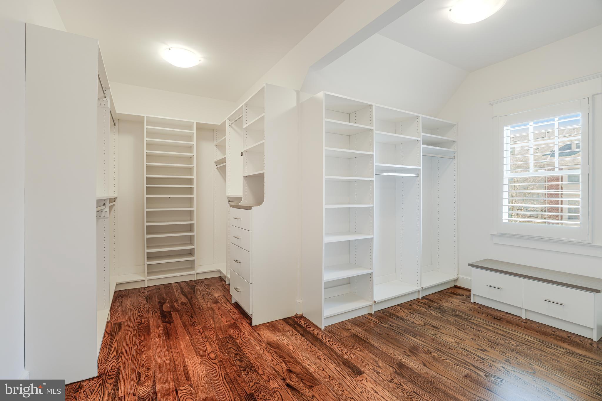 PARC OF MCLEAN - Residential