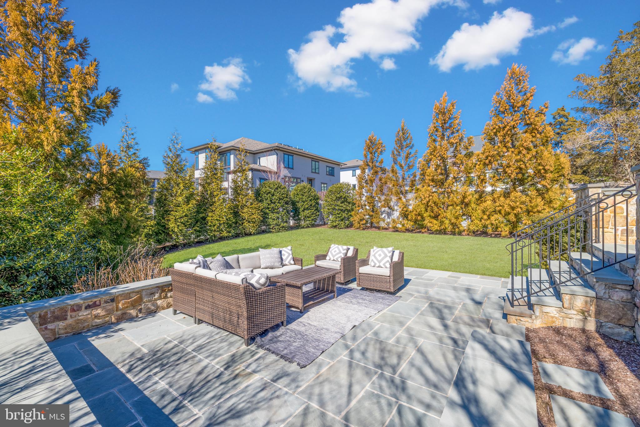 PARC OF MCLEAN - Residential