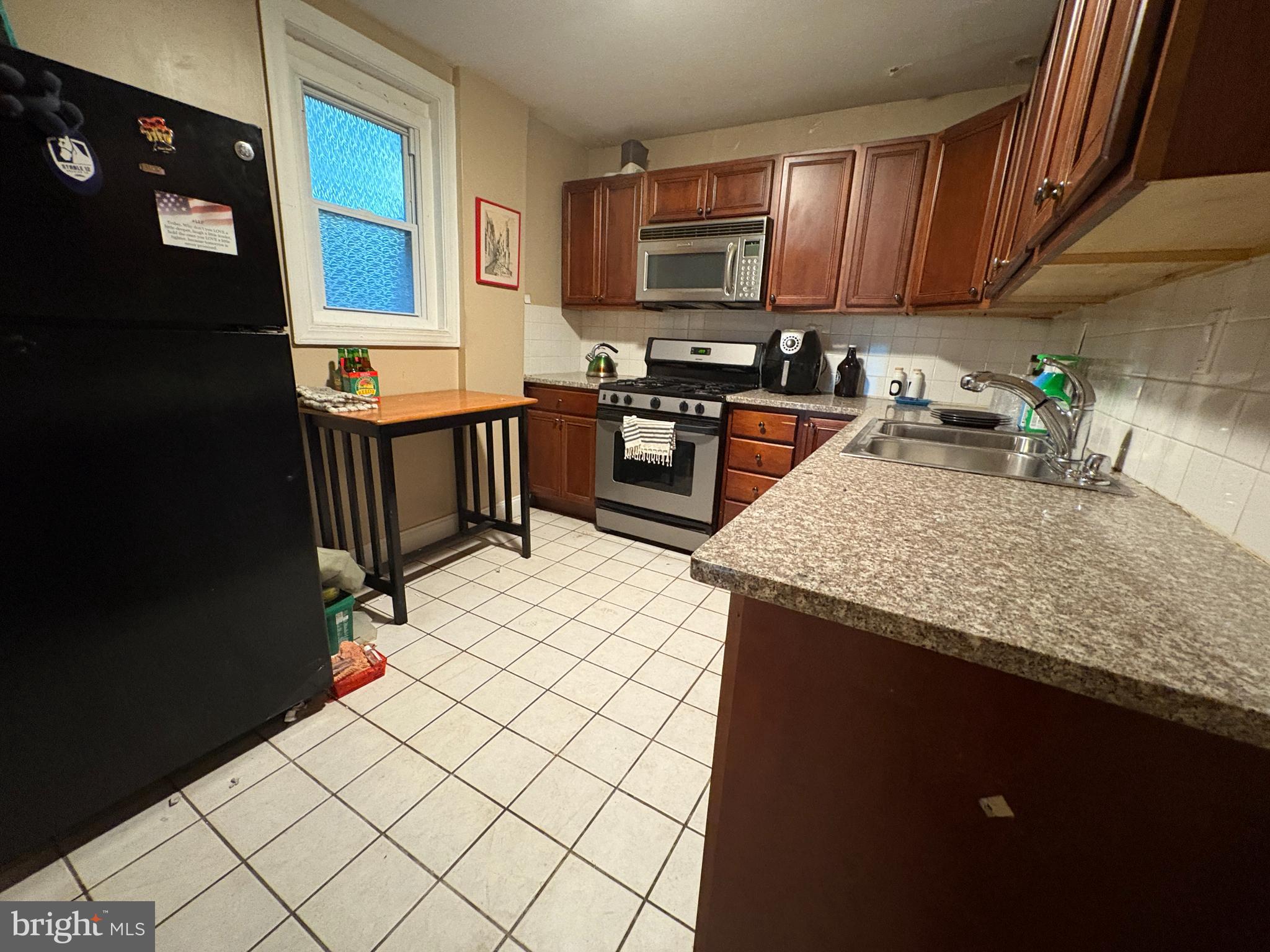 PORT RICHMOND - Residential