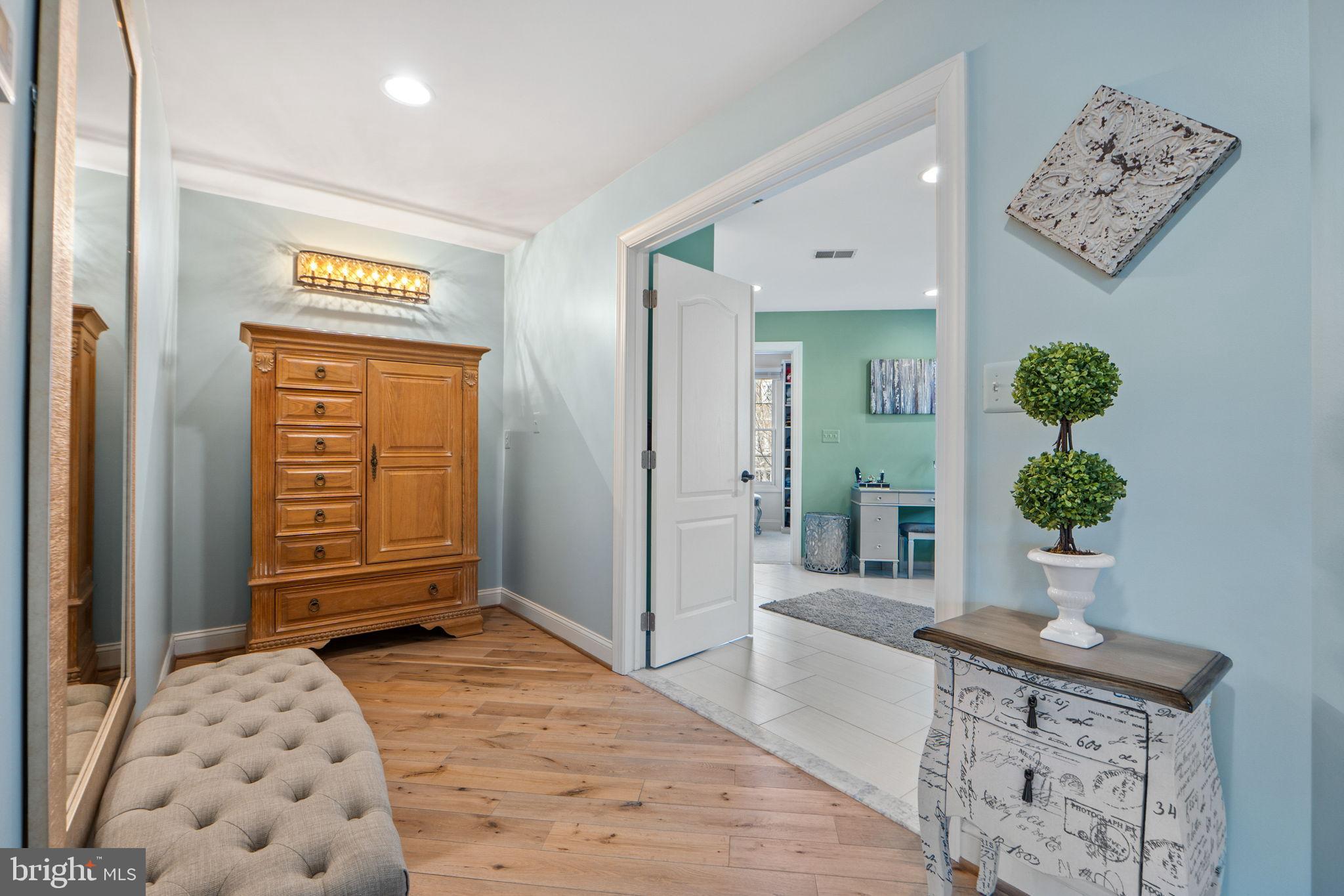 SOUTH VILLAGE - Residential