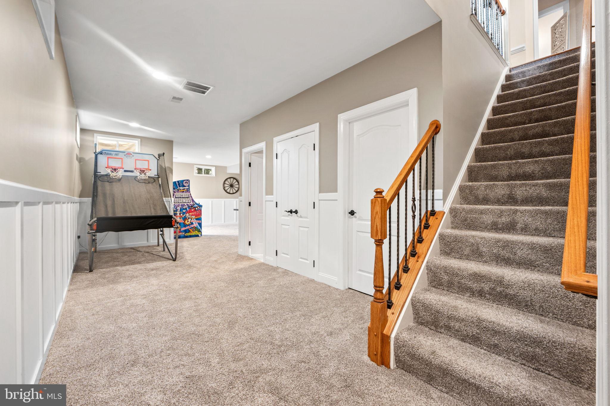 SOUTH VILLAGE - Residential