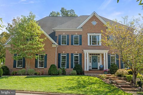 43423 MOUNTCASTLE DRIVE CHANTILLY VA 20152