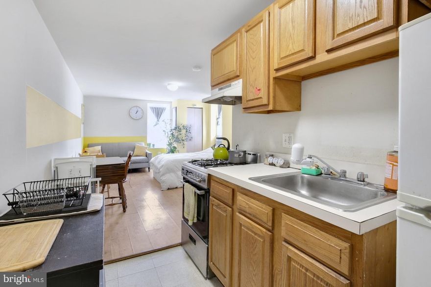 Available Early May | Physical or virtual tours are required before applying. Sight unseen applications will not be considered.

Welcome to 2020 E York St #2R! This delightful studio apartment features a wide open layout with hardwood floors and an abundance of natural light. The galley-style kitchen is equipped with ample cabinet space and a garbage disposal for convenience. The main living area offers plenty of room for various furniture setups. Step into your spacious bathroom which offers a full tub-shower, vanity, and sleek gray tile flooring. A large window brings in natural light, making it a great spot for plants. The building offers secure electronic code entry as well as shared laundry in the basement. Call today to schedule a tour!

Lease Terms:

Generally, 1st month, 12th month, and 1 month security deposit due at, or prior to, lease signing. Other terms may be required by Landlord. $55 application fee per applicant. Strictly, no pets. Tenants responsible for: electricity, gas, cable/internet, and a $25/month flat water fee. Landlord Requirements: Applicants to make 3x the monthly rent in verifiable net income, credit history to be considered (i.e. no active collections), no evictions within the past 4 years, and must have a verifiable rental history with on-time rental payments. Exceptions to this criteria may exist under the law and will be considered.